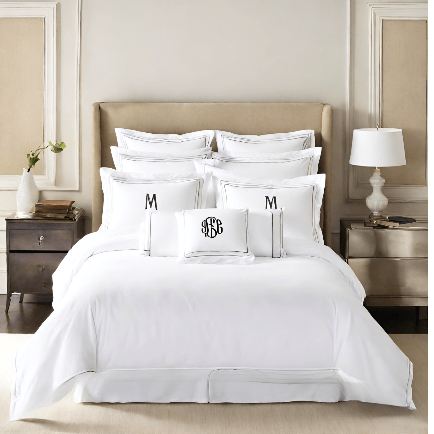 Hotel Bedding