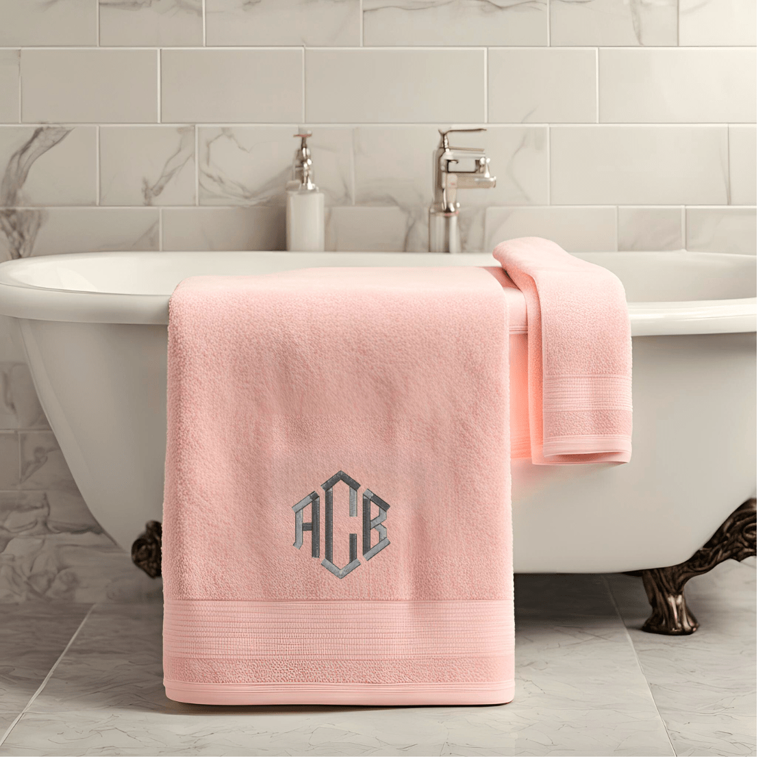 MONOGRAM HAND TOWELS (SET OF 2) - HTØ1