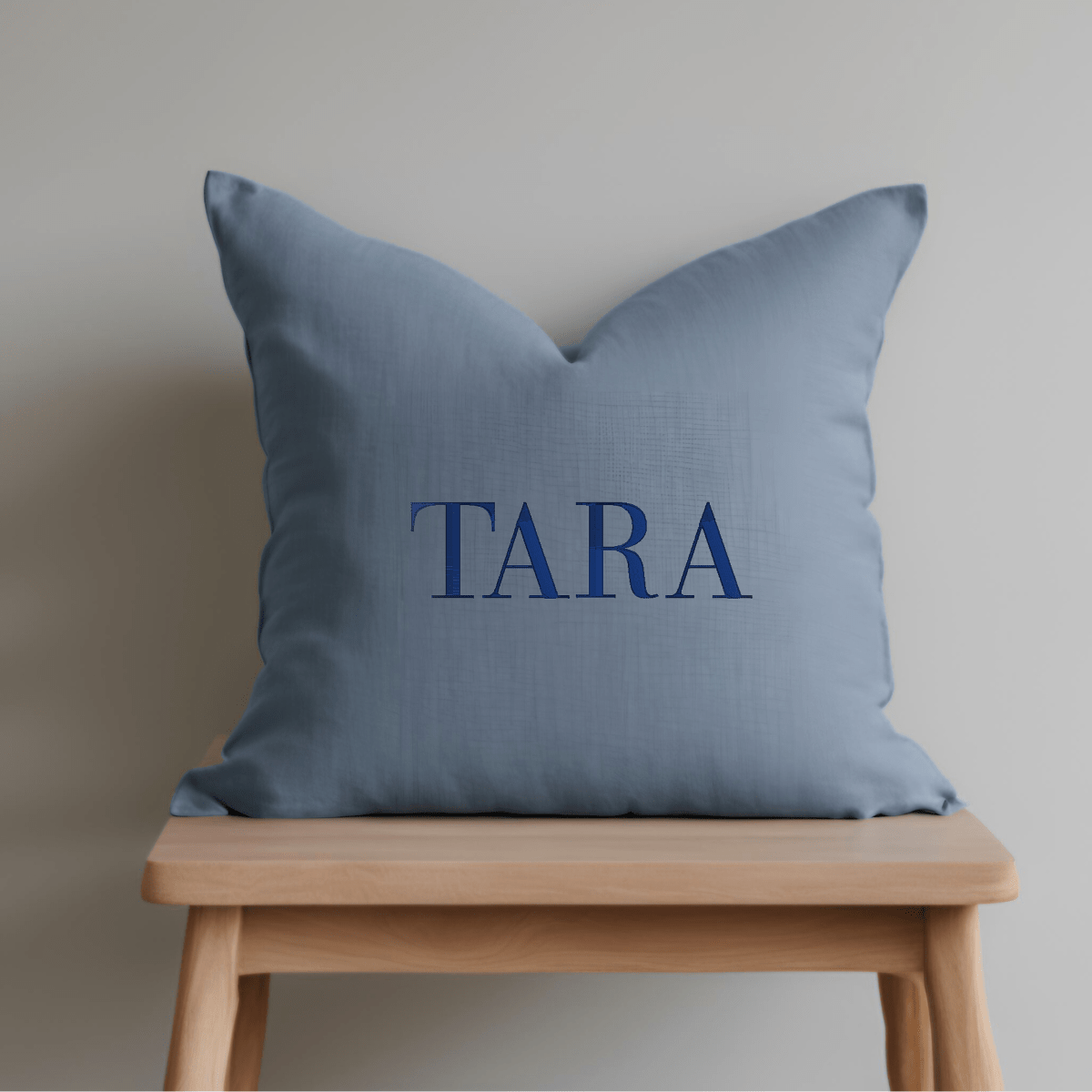 CUSHY TALE Ø2 -  Lake Blue Personalized Playroom Pillow